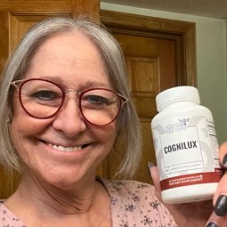 Influencer with bottle