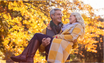 couple in autumn